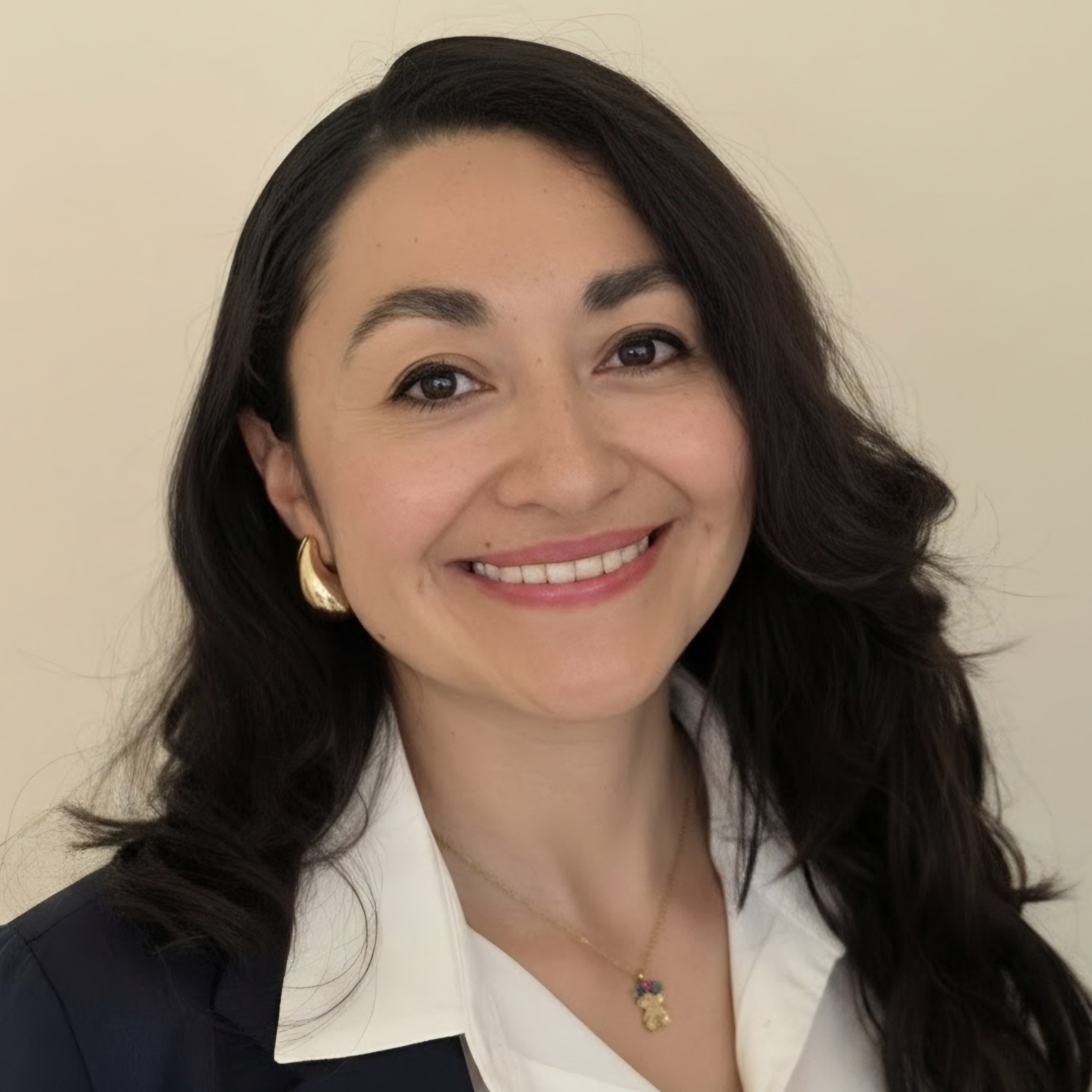 Karen Garcia Headshot